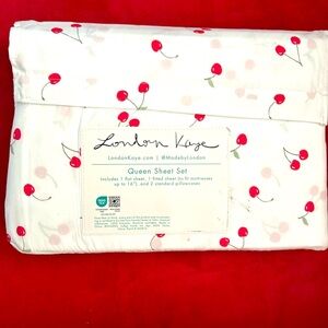 London Kaye - Cherries - Queen Size Sheet set - NWOT - $40